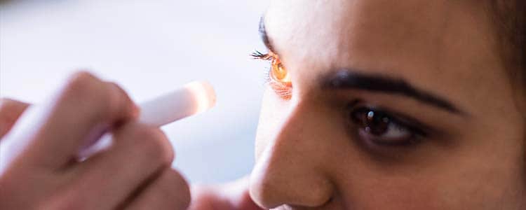 7 Warning Signs You Should Never Ignore for Eyesight Deterioration